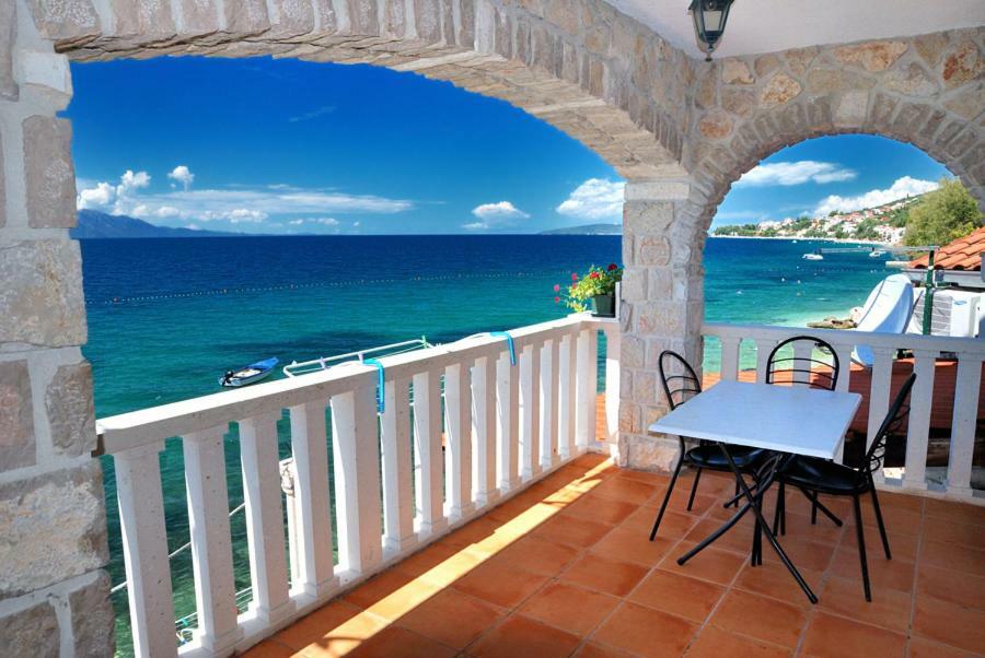 Apartments Martina Brist Exterior foto